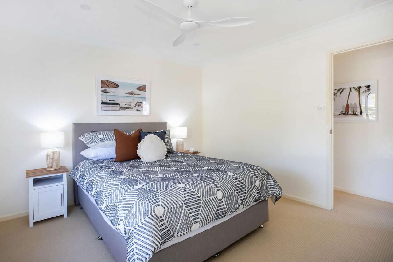 Surfers Beach House Villa Narrawallee Buitenkant foto